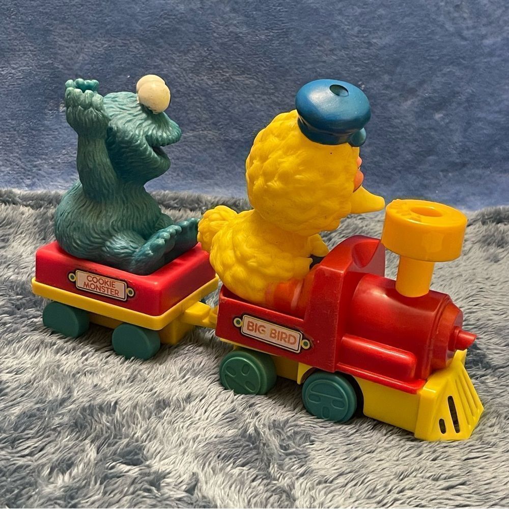 VTG Sesame Street train - Picture 4 of 7